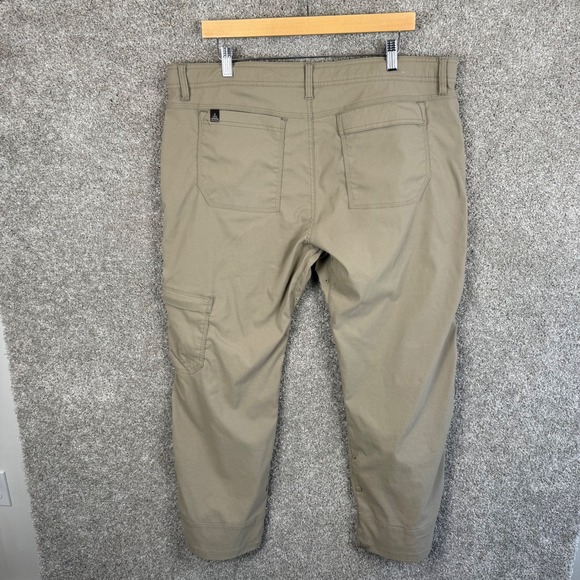 Prana Zion Mens Size 40x30 Khaki Stretch‎ Utility Cargo Pants Outdoor Adventure - Picture 6 of 9